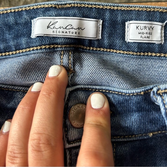 KanCan light distressed flare - Picture 3 of 3